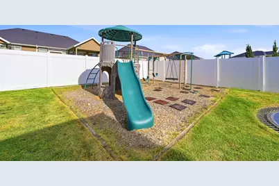 11704 S 2610 W, Riverton, UT 84065 - Photo 53
