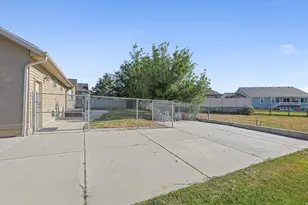 2212 S 450 W, Perry, UT 84302 - Photo 45