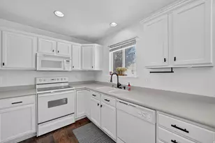 3163 W Davencourt Loop, Lehi, UT 84043 - Photo 9