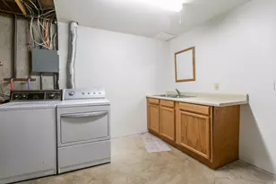 373 E 1200 N, Centerville, UT 84014 - Photo 13