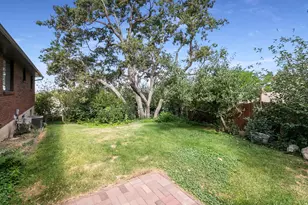 373 E 1200 N, Centerville, UT 84014 - Photo 17