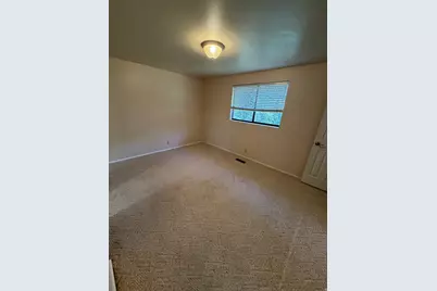 373 E 1200 N, Centerville, UT 84014 - Photo 15