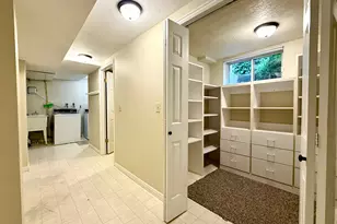2123 E Hubbard Ave S, Salt Lake City, UT 84108 - Photo 37