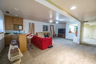 2249 E Gambel Oak Dr S, Sandy, UT 84092 - Photo 57