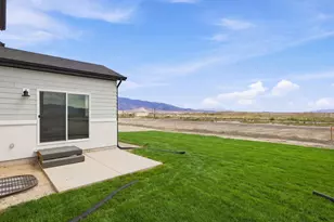 912 E Eden St, Eagle Mountain, UT 84005 - Photo 5