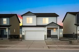 912 E Eden St, Eagle Mountain, UT 84005 - Photo 1