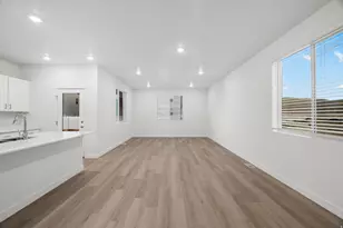 912 E Eden St, Eagle Mountain, UT 84005 - Photo 11