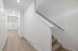 912 E Eden St, Eagle Mountain, UT 84005 - Photo 9