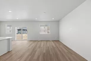 938 E Eden St, Eagle Mountain, UT 84005 - Photo 11