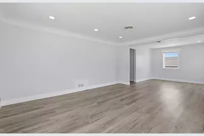 422 S Main St, Tooele, UT 84074 - Photo 5