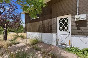422 S Main St, Tooele, UT 84074 - Photo 25