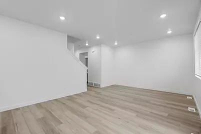 946 E Eden St #1695, Eagle Mountain, UT 84005 - Photo 5