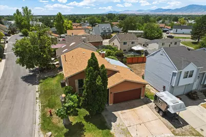 4631 W Dunsmoore Way, Salt Lake City, UT 84120 - Photo 33