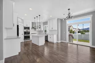 36 W Syracuse Rd, Vineyard, UT 84059 - Photo 13