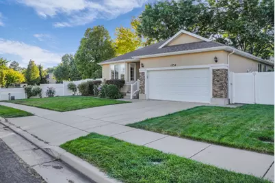 1234 W Oakridge Dr N, Farmington, UT 84025 - Photo 3