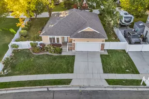 1234 W Oakridge Dr N, Farmington, UT 84025 - Photo 33