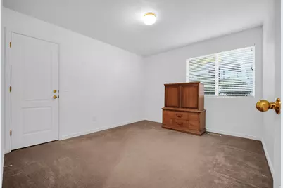 1234 W Oakridge Dr N, Farmington, UT 84025 - Photo 9