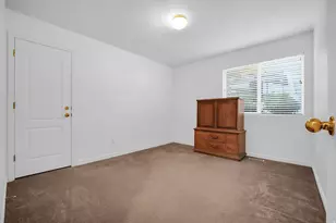 1234 W Oakridge Dr N, Farmington, UT 84025 - Photo 9