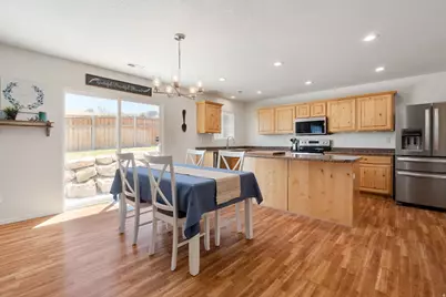 181 W Caracara St, Saratoga Springs, UT 84045 - Photo 15