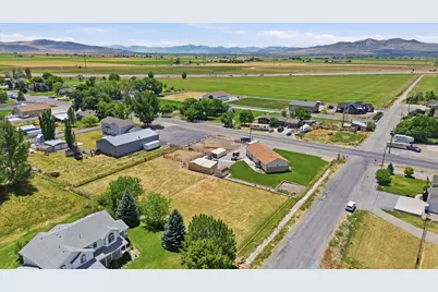 618 S 1000 W, Tremonton, UT 84337 - Photo 65