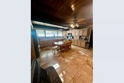 1115 S Canyon Crest Dr E, Bountiful, UT 84010 - Photo 33