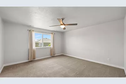 4184 E Sun Crest Dr, Eagle Mountain, UT 84005 - Photo 11