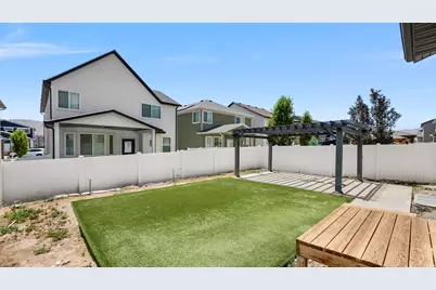 4184 E Sun Crest Dr, Eagle Mountain, UT 84005 - Photo 25