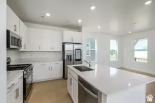 1551 S 920 W, Clearfield, UT 84015 - Photo 1