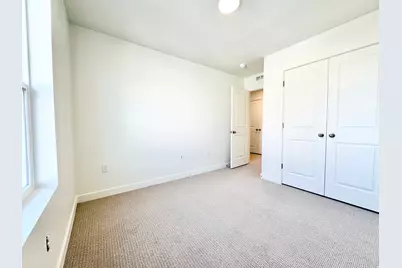 1650 N Main St, Layton, UT 84041 - Photo 15