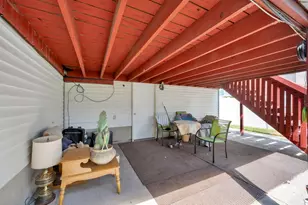 8029 S Angel St E, Sandy, UT 84070 - Photo 19