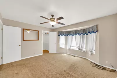 8029 S Angel St E, Sandy, UT 84070 - Photo 11