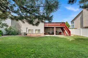 8029 S Angel St E, Sandy, UT 84070 - Photo 21