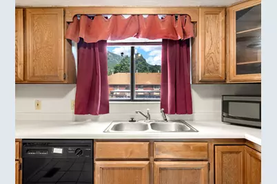 5673 S Aspen Ct, South Ogden, UT 84403 - Photo 5