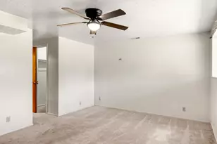 5673 S Aspen Ct, South Ogden, UT 84403 - Photo 13