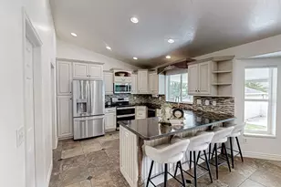 2455 W 1540 N, Lehi, UT 84043 - Photo 3