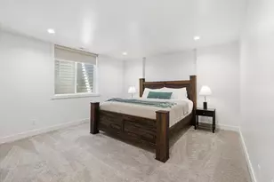 984 S Crossed Arrows Cir, Garden City, UT 84028 - Photo 71