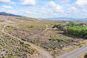 460 E Landslide Rd S, Central Valley, UT 84754 - Photo 101