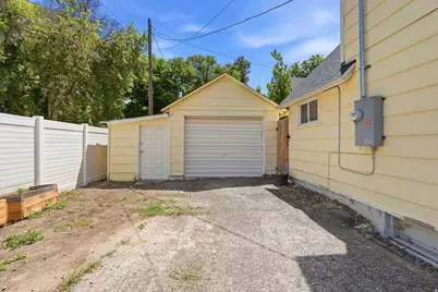210 N 200 W, Logan, UT 84321 - Photo 27