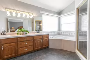 943 Lillywood Ln, North Salt Lake, UT 84054 - Photo 25
