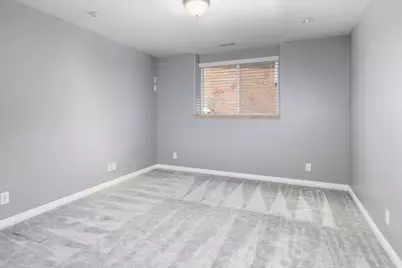 943 Lillywood Ln, North Salt Lake, UT 84054 - Photo 33