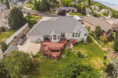943 Lillywood Ln, North Salt Lake, UT 84054 - Photo 47