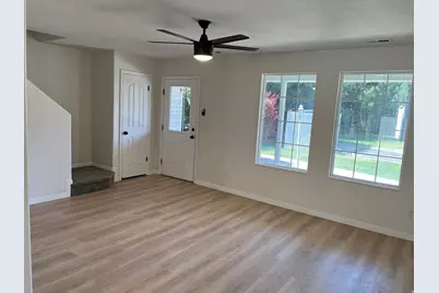 1051 E Sara Ln S, Ogden, UT 84404 - Photo 3
