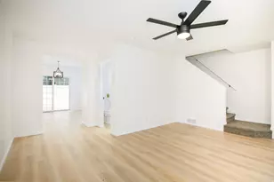 1051 E Sara Ln S, Ogden, UT 84404 - Photo 3