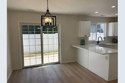 1051 E Sara Ln S, Ogden, UT 84404 - Photo 5