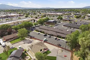 9505 S Garnet Dr E, Sandy, UT 84094 - Photo 41