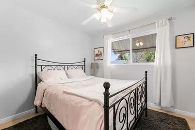 9505 S Garnet Dr E, Sandy, UT 84094 - Photo 15