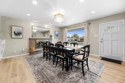 9505 S Garnet Dr E, Sandy, UT 84094 - Photo 5
