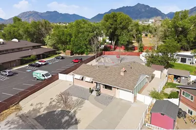 9505 S Garnet Dr E, Sandy, UT 84094 - Photo 35