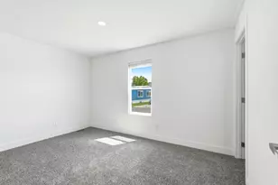 3860 Midland Dr, Roy, UT 84067 - Photo 21