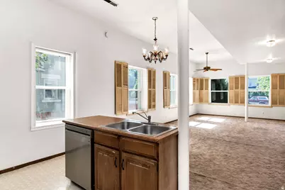 299 W Center St #2, Logan, UT 84321 - Photo 9